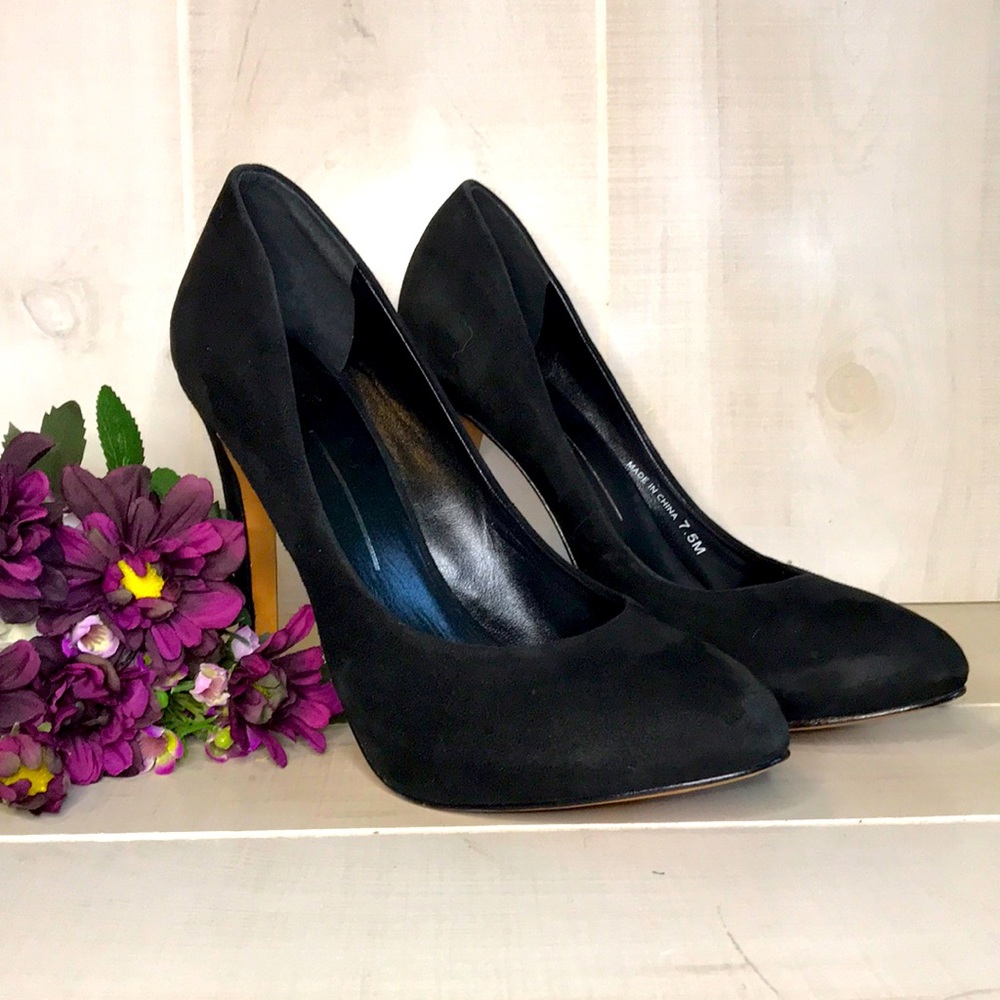 Dolce Vita black pumps heels